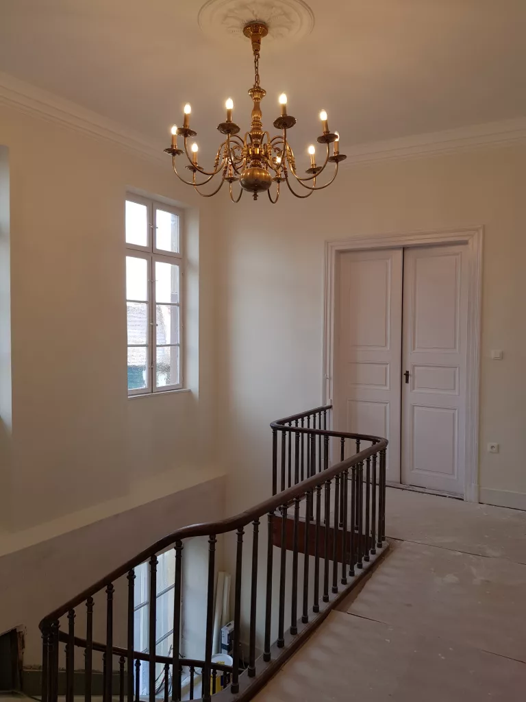 renovation-cage-escalier-peinture-sol-grima-striegel